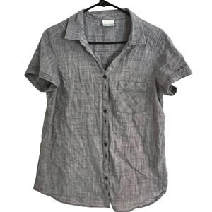 Women’s Large Columbia Short Sleeve Blue button down